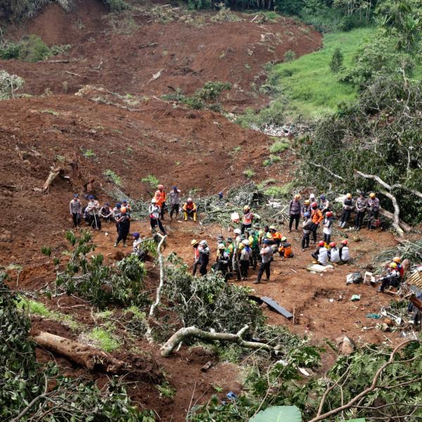 Trema la terra in Indonesia: scosse di magnitudo 6.2 a nord dell’is…