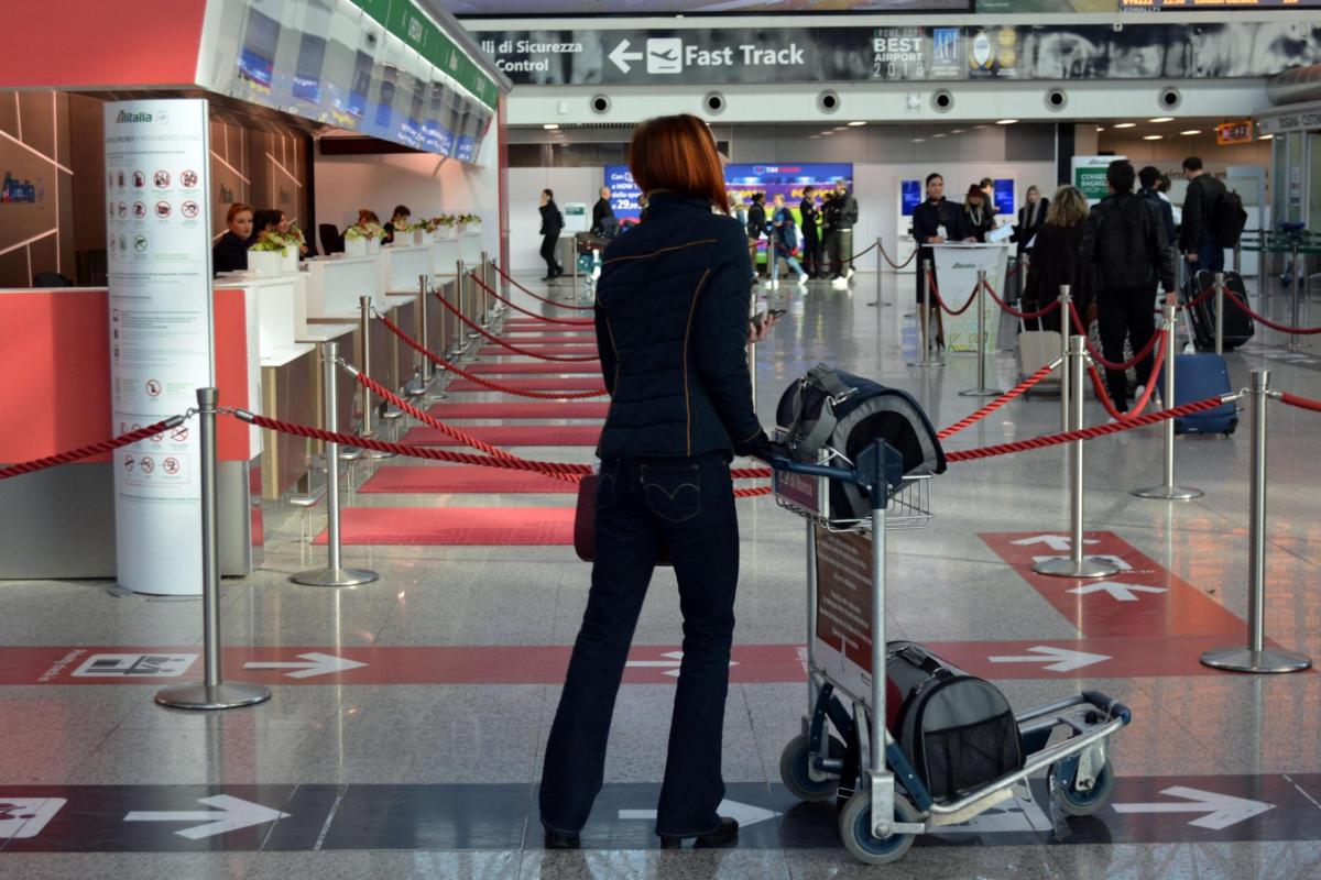 Sciopero personale aeroporti: voli cancellati e caos per i viaggiat…