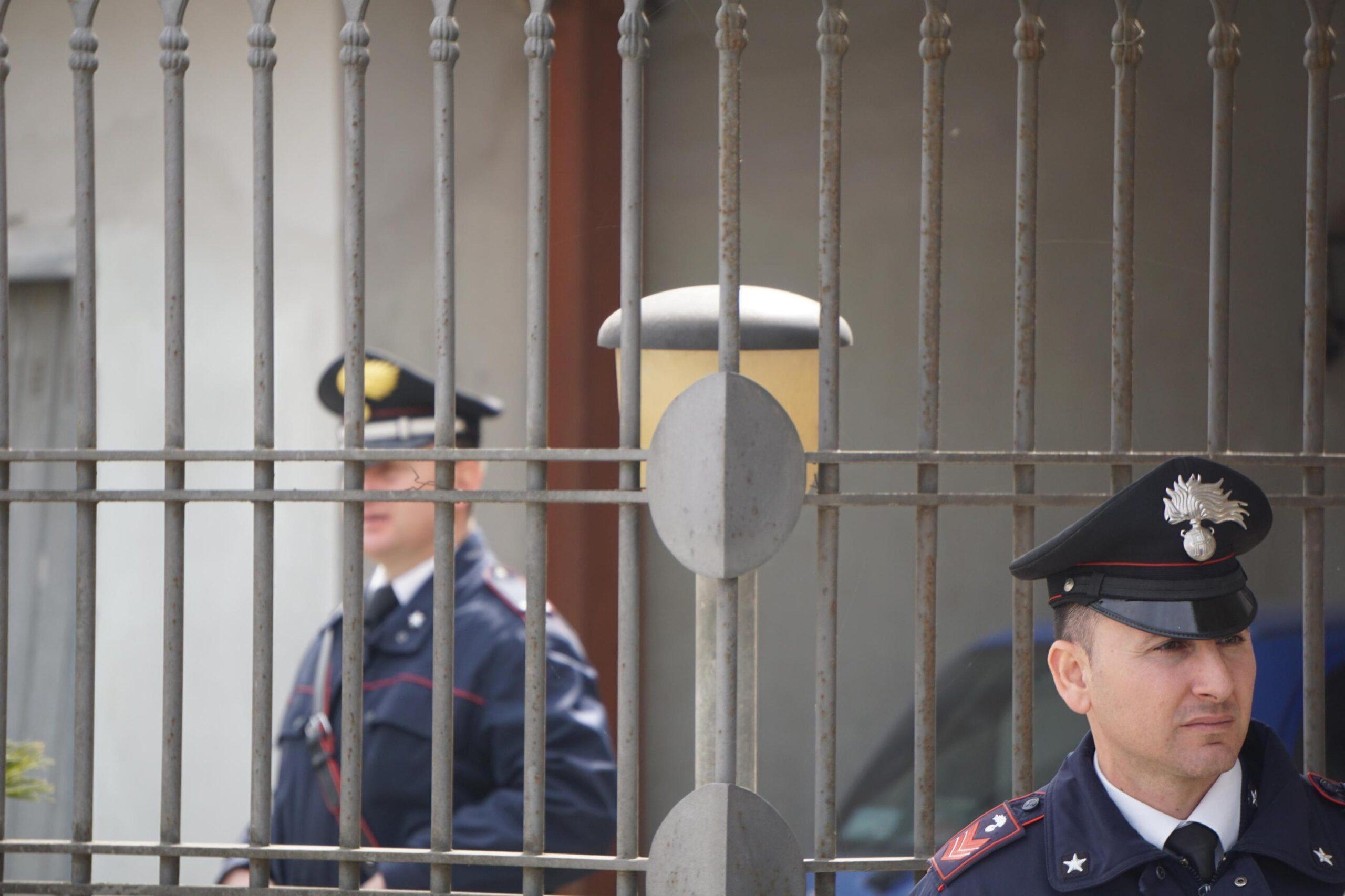 Caserta, ladro tenta un furto ma viene scoperto: morto durante la fuga