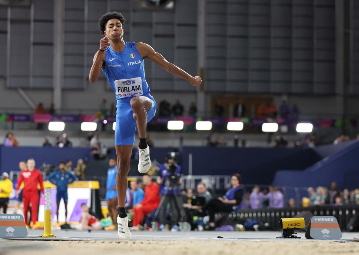 Mattia Furlani d’argento nel salto in lungo ai Mondiali di Glasgow: è nella storia