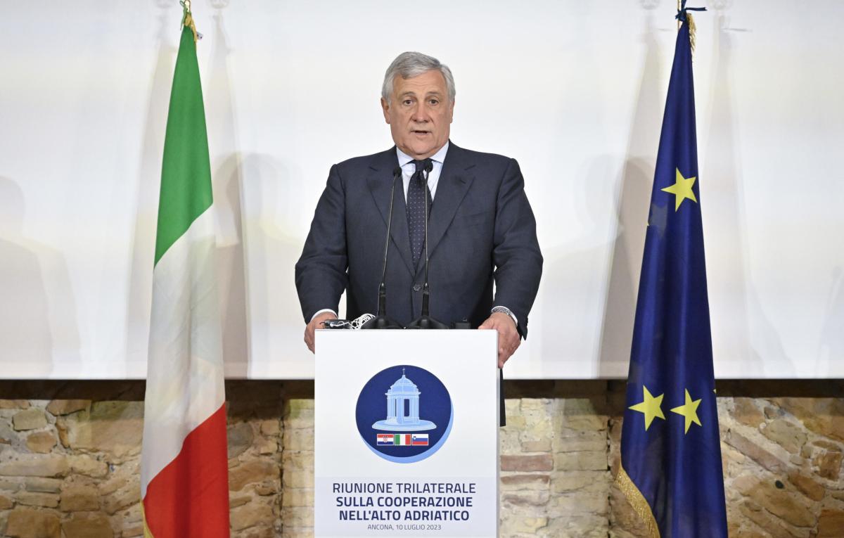 Tajani: “Il piano Mattei sui migranti non basta, serve piano Marsha…