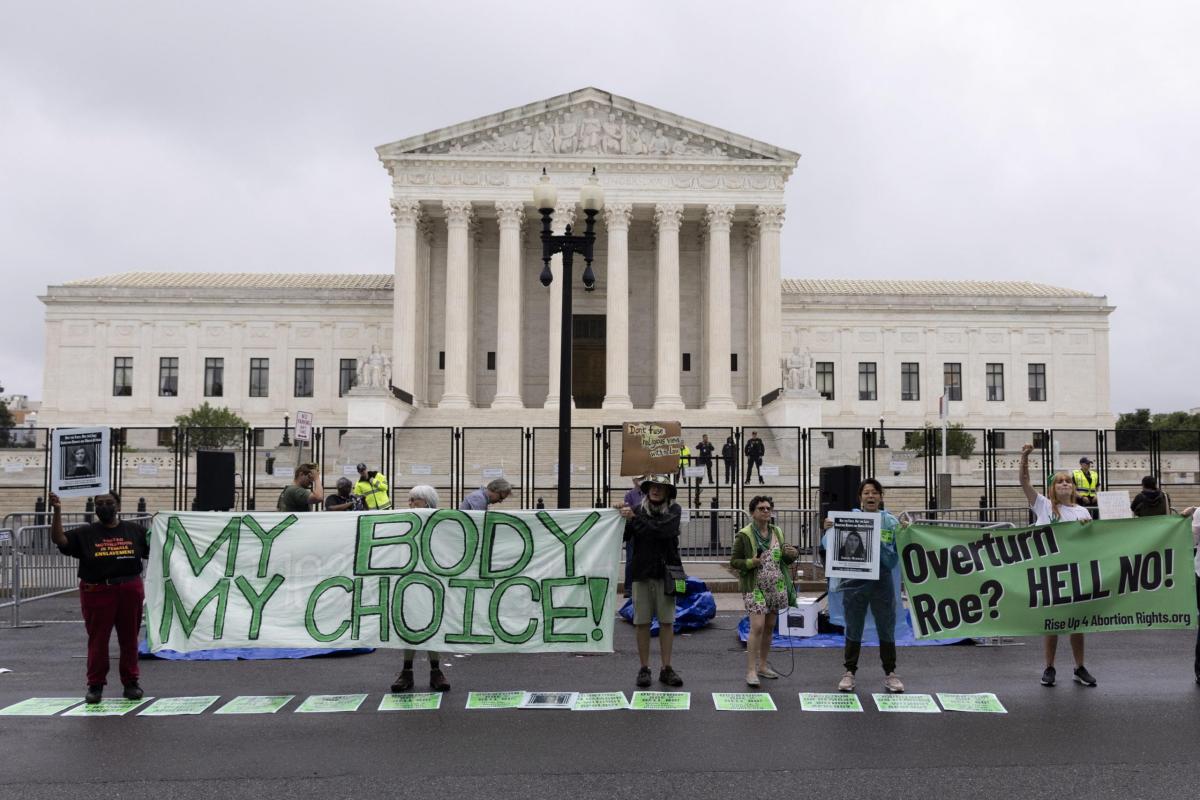 Usa, Corte Suprema abolisce la sentenza sul diritto all’aborto