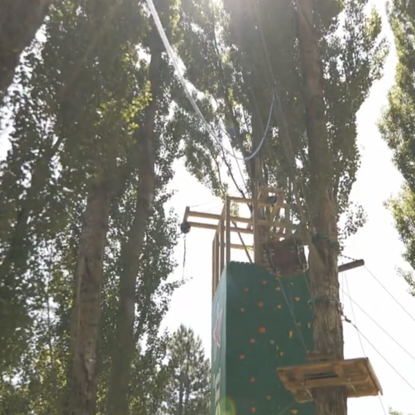 L’Aquila, incidente sul lavoro nel parco avventura di Castel di Sangro: precipita da un’altezza di dodici metri, grave 24enne