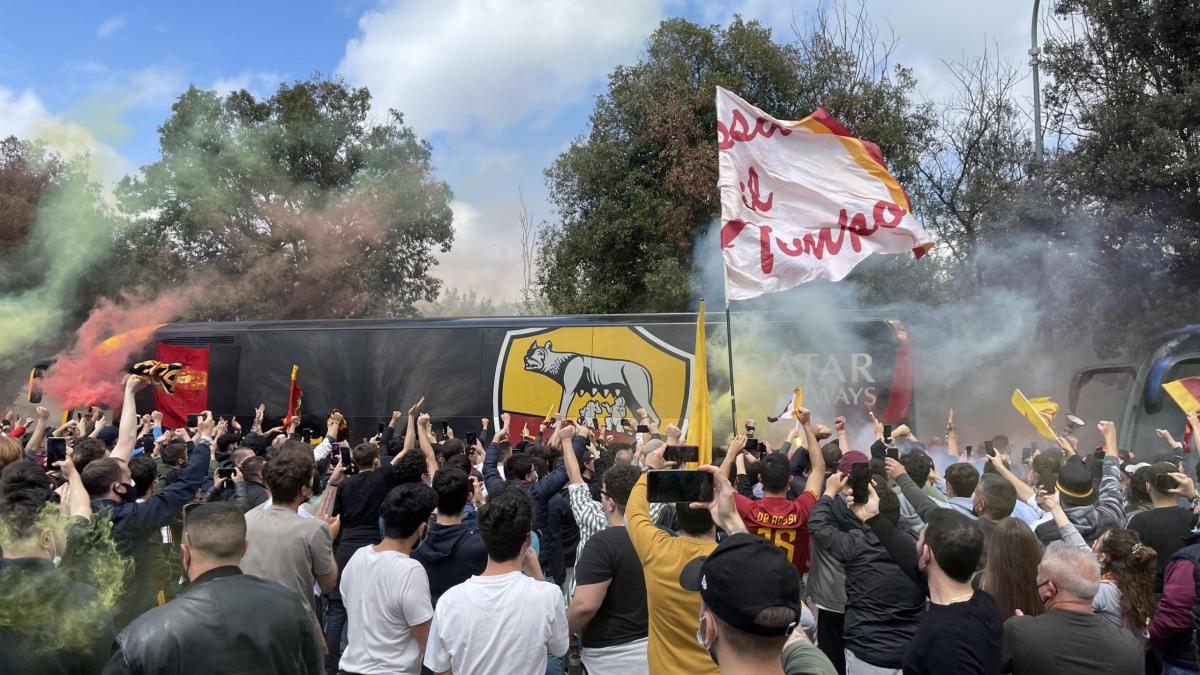 La Roma Femminile vince 5 a 0 contro il Parma e si mette ad un punt…