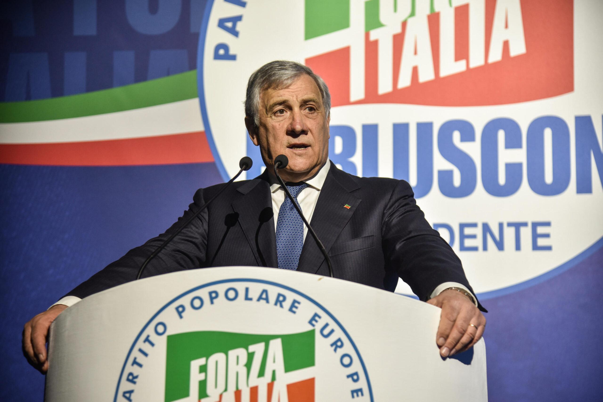 Forza Italia, Tajani conferma: “Oggi intervento video di Berlusconi. È il nostro leader”