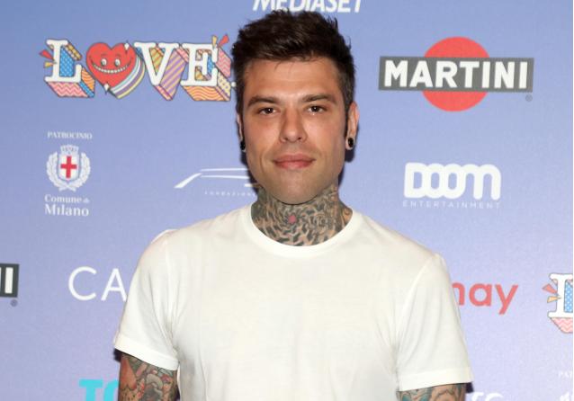 Fedez migranti nave