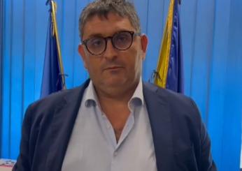 Terremoto Campi Flegrei, il sindaco di Pozzuoli Manzoni: “La situazione è sotto controllo. Evacuazione imminente? Non seguite certe figure sui social, ma solo i canali ufficiali” | ESCLUSIVA