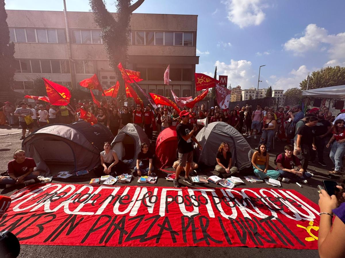 Manifestazione Cgil a Roma, anche gli studenti in piazza contro il …