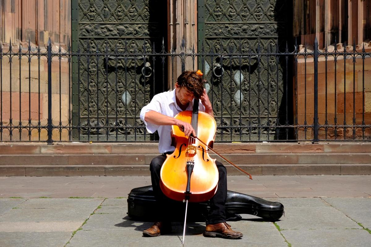 Perché suonare uno strumento musicale fa bene? Ecco quali sono gli …