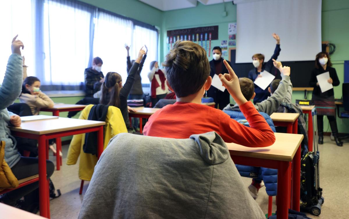 Cambiano le regole Covid a scuola: niente Dad per gli alunni positivi