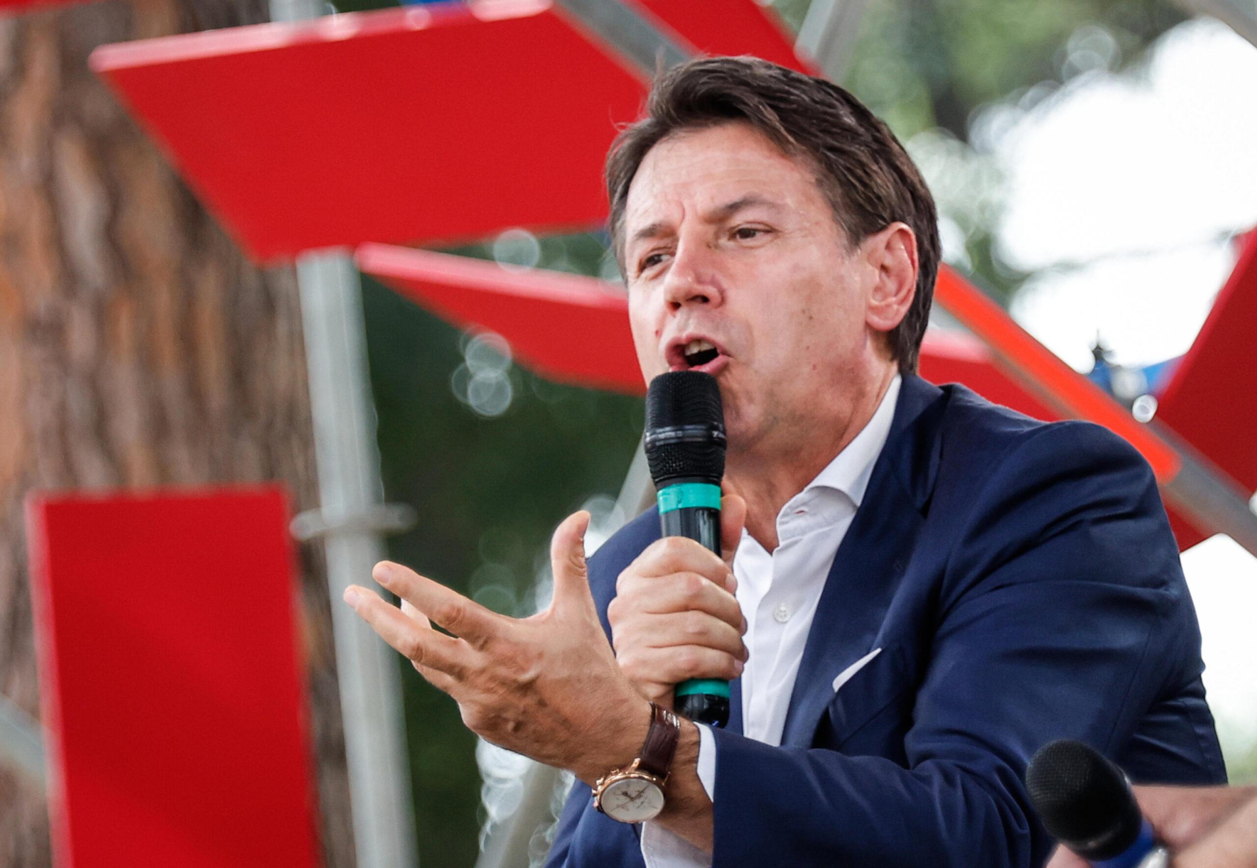 Elezioni Liguria, Conte ‘cancella’ flop M5s dai social, ma Licheri ammette: “Nei territori c’è un problema e Beppe ci ha penalizzato”