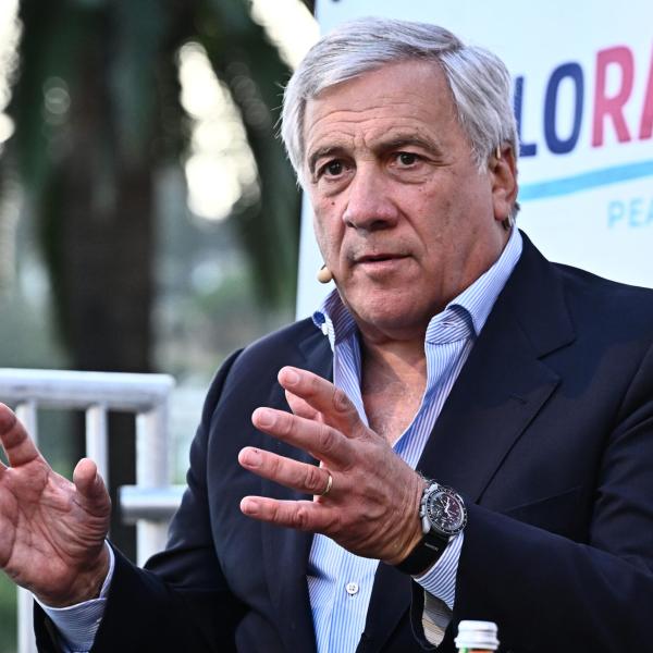 Tajani commenta la proposta di Salvini sul condono edilizio: “Solo …