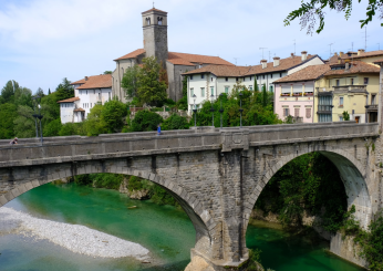 Maltempo in Friuli, tre giovani dispersi per la piena del Natisone: continuano le ricerche