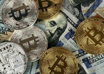 Bitcoin in salita: si avvicina al picco di 72.000 dollari