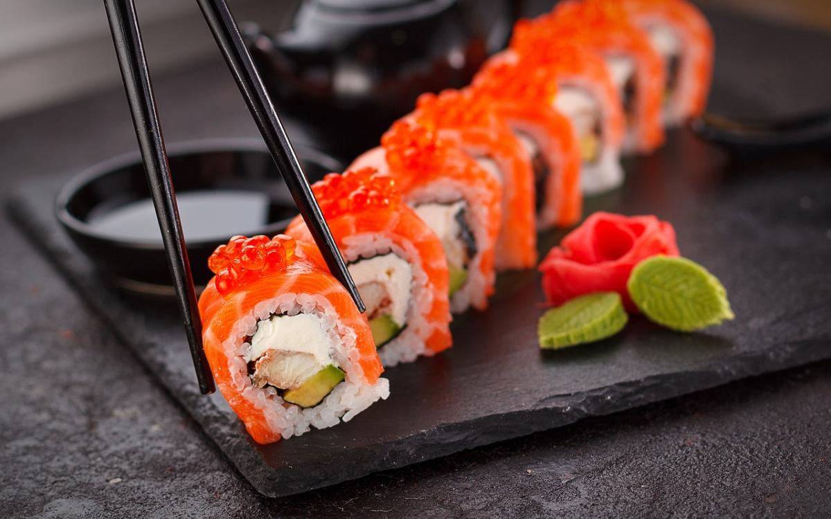 Com’è fatto il vero sushi? Com’è cambiato nel tempo? Storia e novità