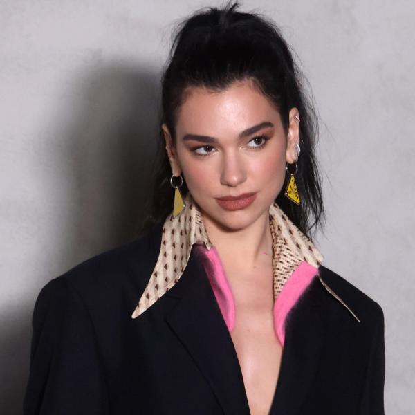 Dua Lipa, esce il video ufficiale di Dance The Night, colonna sonora del film Barbie: testo e traduzione