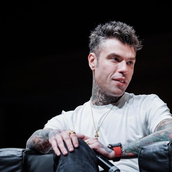 Fedez e Taylor Mega sono fidanzati? Ecco perché erano insieme a Milano | FOTO