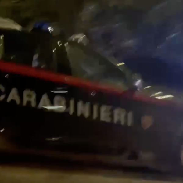 Roma, ritrovato cadavere in fiamme a Trigoria, la testimone: sentivo odore di carne umana | FOTO e VIDEO