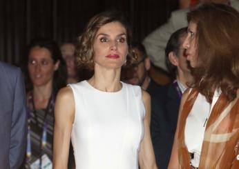 Vestito Zara: Letizia Ortiz lo sceglie cortissimo