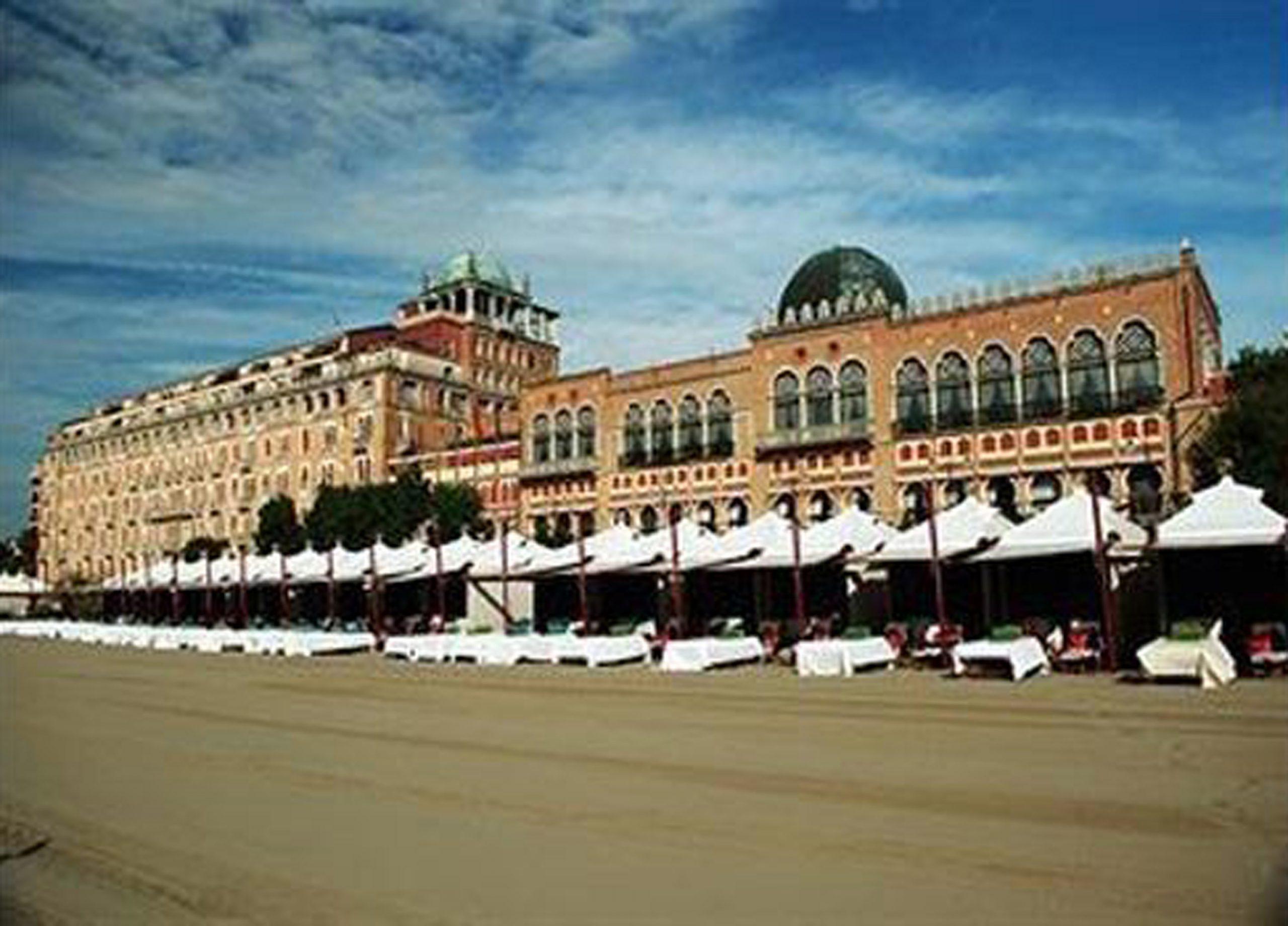 Hotel Excelsior di Venezia celebra i 90 anni con il cocktail 1932