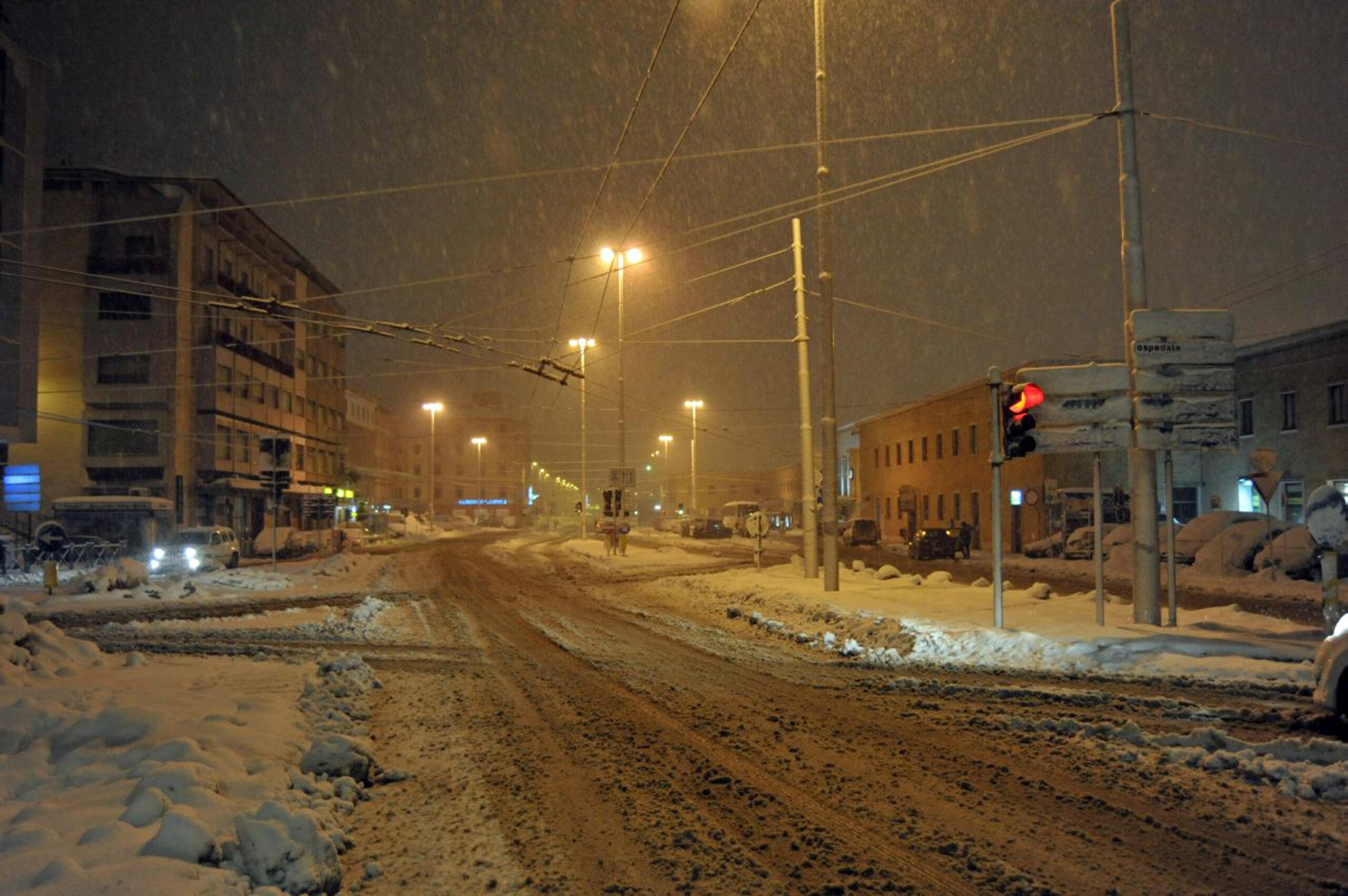 Stati Uniti, a Los Angeles arriva il primo avviso di bufera di neve dal 1989