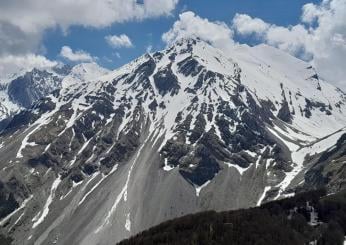 Incidente sul Gran Sasso, alpinista precipita e muore