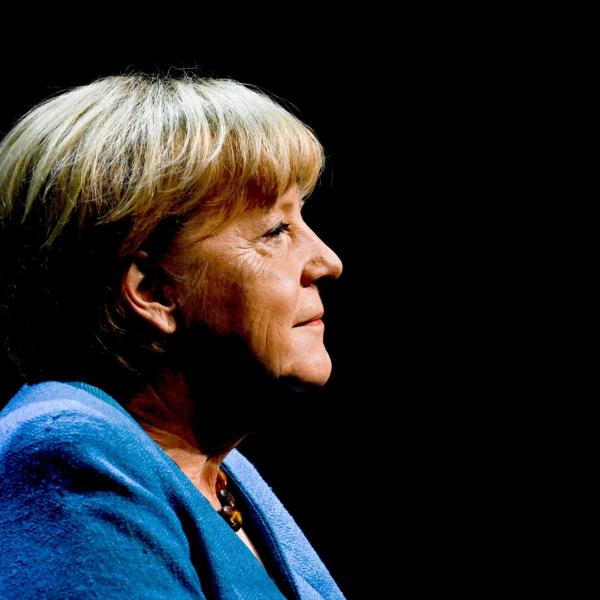 Angela Merkel potrebbe fare da mediatrice nella guerra in Ucraina