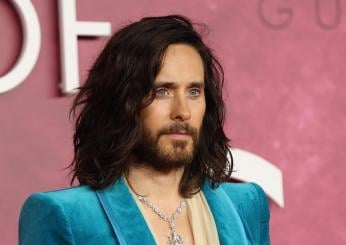 Jared Leto si arrampica sul Castello Sforzesco senza protezioni | VIDEO