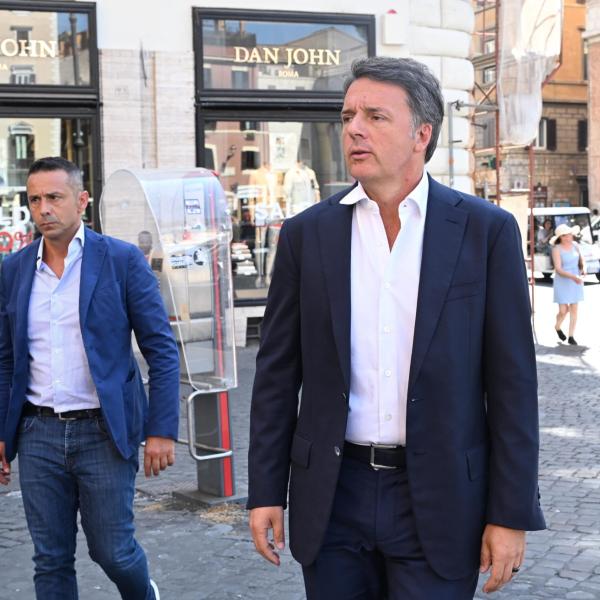 “Superare i veti, stare insieme e battere le destre”, è strategia o Renzi è cambiato davvero?