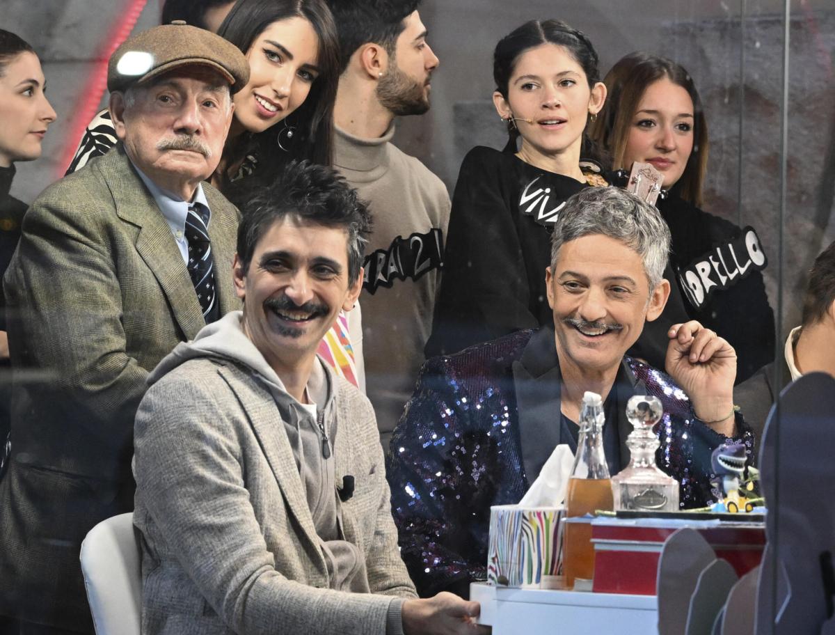 Pino Insegno conduttore del Festival di Sanremo 2024? Fiorello pron…