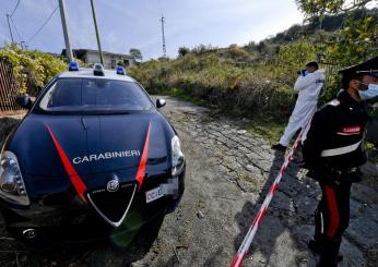 Catania, una donna trovata impiccata in casa: fermati il compagno e un amico. Si sospetta un femminicidio