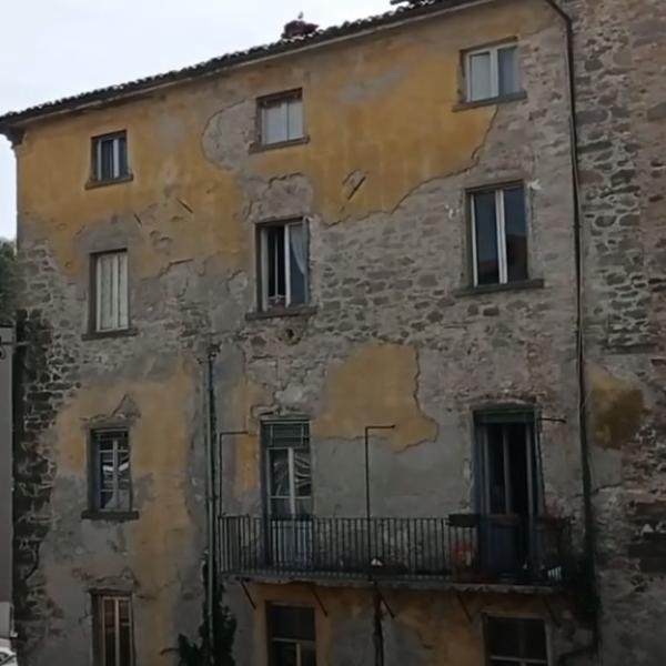 Castelnuovo di Garfagnana, dove si trova e quanti ebrei vi furono internati negli anni ’40?