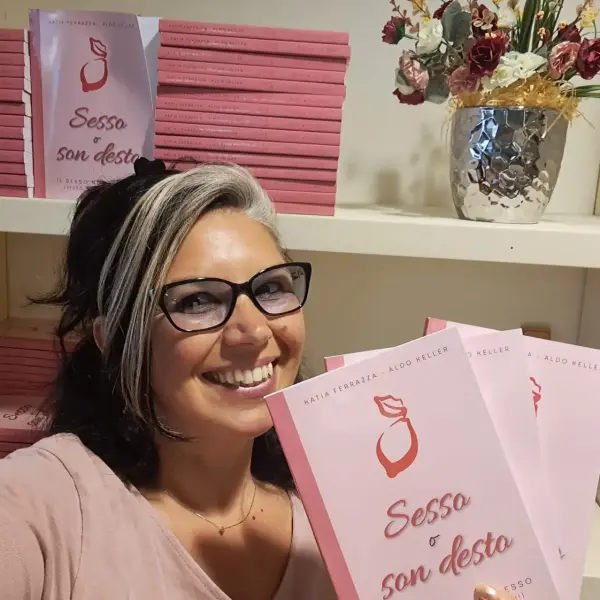 Katia Ferrazza, libro sul sesso: “E’ più che altro un manuale magico sulla sessualità”