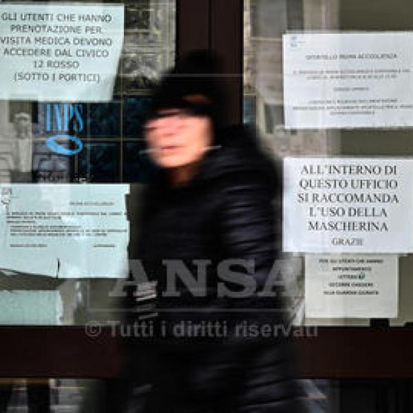 Pensione di vecchiaia 2023: opzione 67 anni e 20 anni di contribuzione e doppio requisito domanda INPS