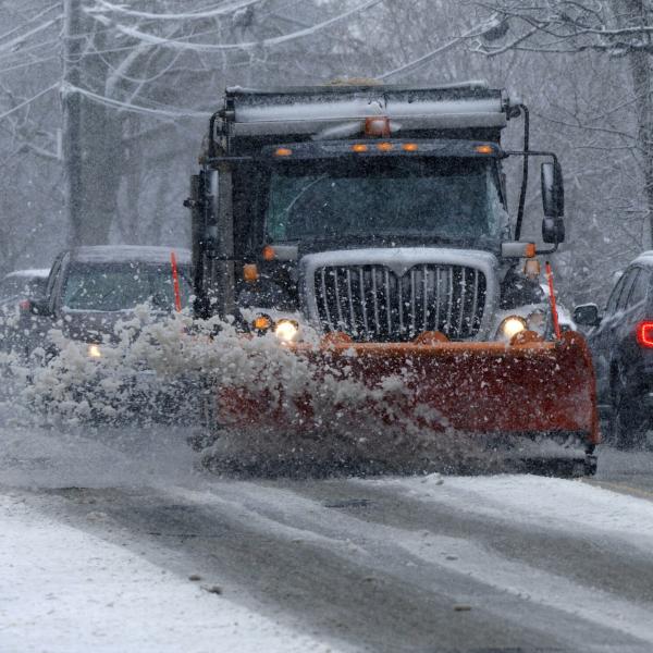 Usa, le tempeste invernali colpiscono duro il nordest: 3 morti e 40 milioni di persone in allerta