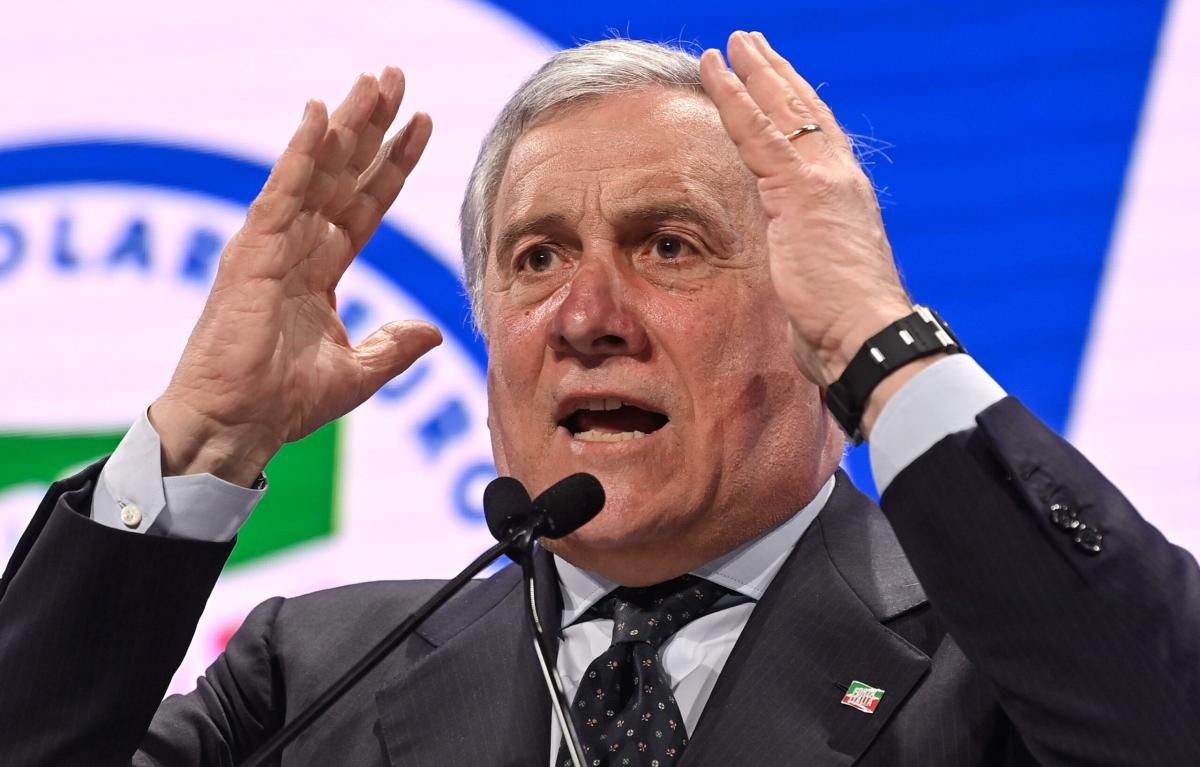 Gaza, il ministro Tajani: “Lavoriamo per una tregua. Italia ha sospeso finanziamenti all’Unrwa”