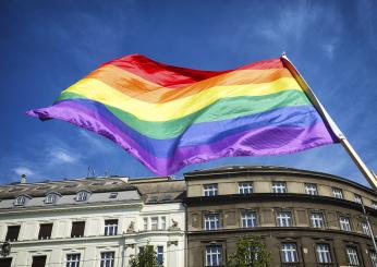 Roma, scritte omofobe al Gay Center di Testaccio: sul muro insulti alla comunità LGBTQ+