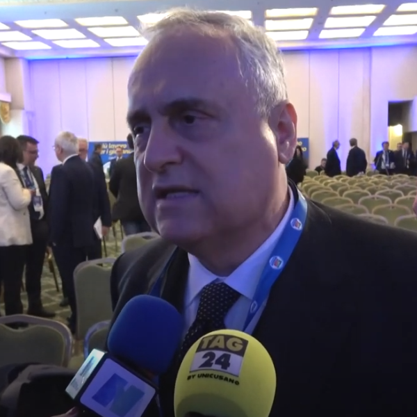 Lazio, Lotito furioso: “15 milioni per Luis Alberto? Stupidaggini, non è in vendita. Lui se ne vuole andare? Problema suo…”| VIDEO