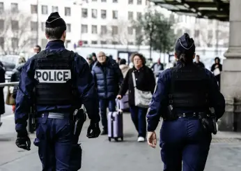 Francia, dramma in famiglia a Nantes: 17enne accoltella il fratello di 13