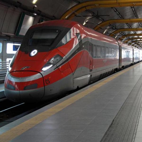 Frecciarossa deragliato, ancora tre giorni di disagi sulla linea ferroviaria Roma-Napoli