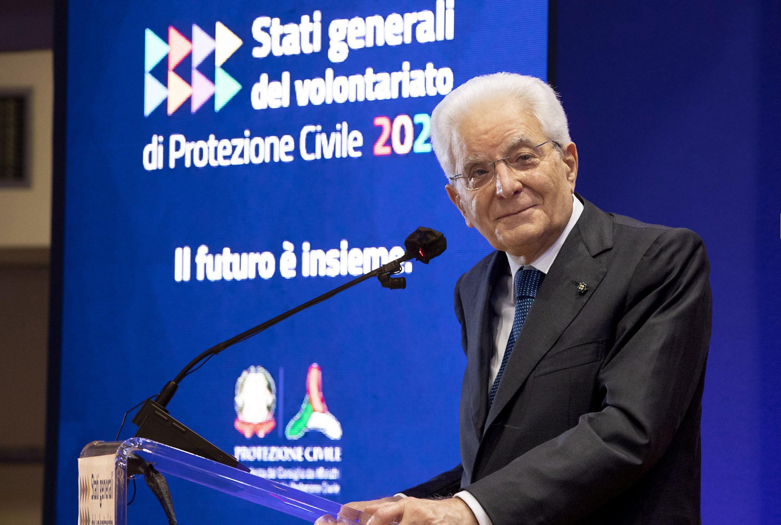 Giornata internazionale del volontariato 2022, il Presidente Mattarella: “Valore inestimabile per la società”