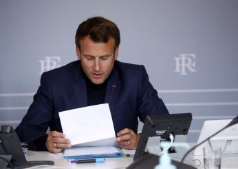 Francia, stop allo ius soli per le isole Mayotte: Macron ci pensa, l’estrema destra spinge per la rimozione