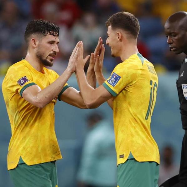 Mondiali Qatar 2022, Australia-Danimarca 1-0: Leckie porta gli australiani agli ottavi