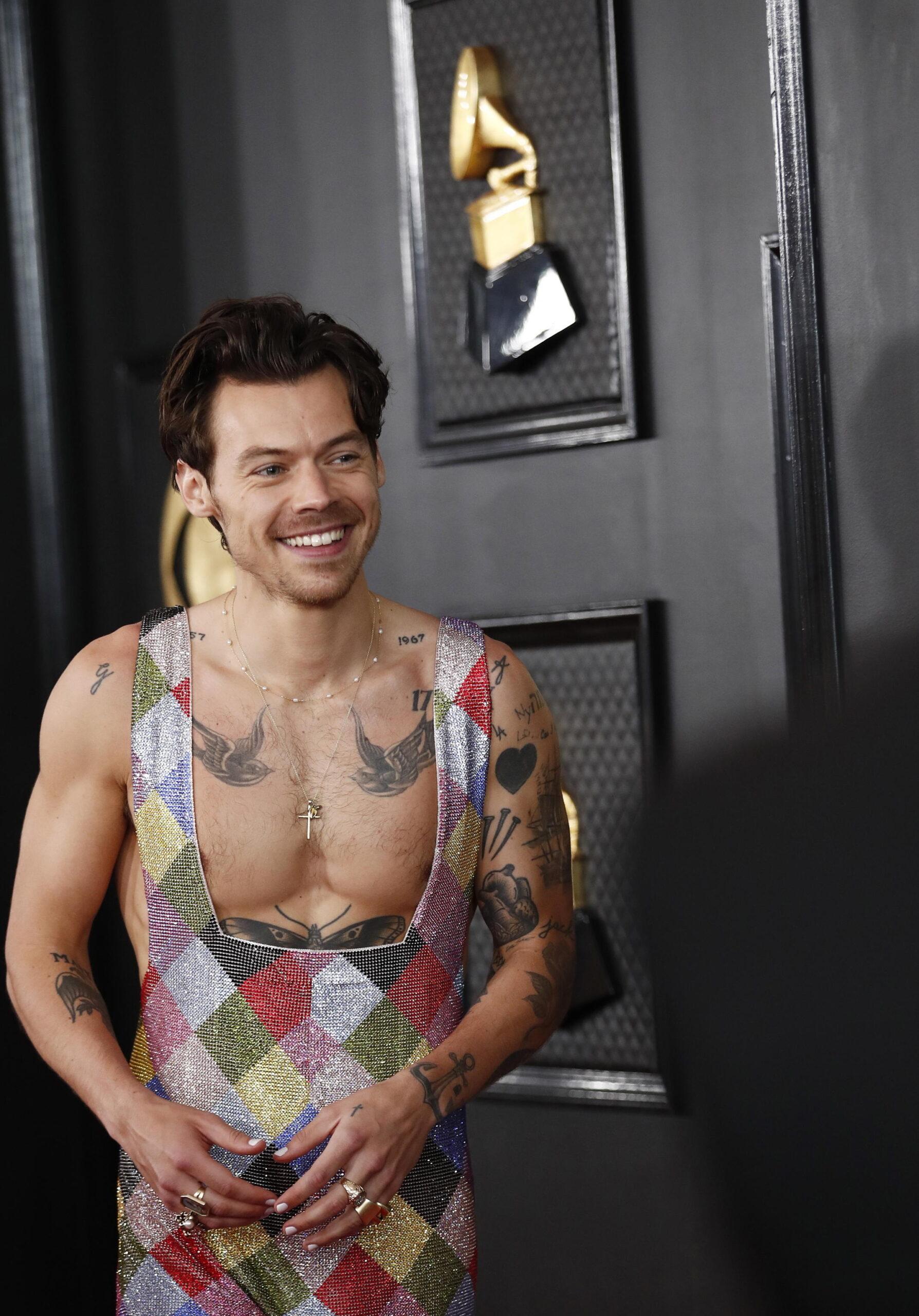 Harry Styles: Grammy per il suo album “Harry’s House”