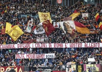 Roma Sassuolo i tifosi sostengono José Mourinho con striscioni e pa…