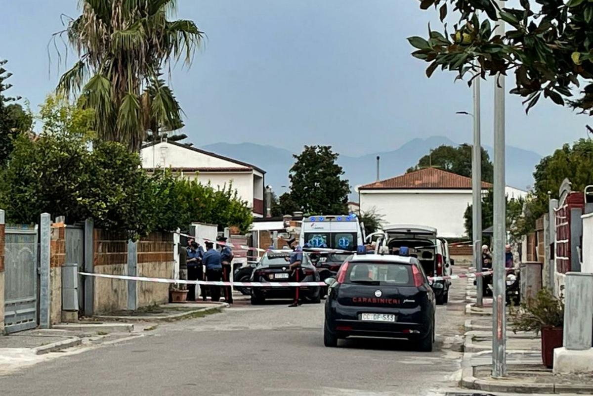 Salerno, ritrovato cadavere di una donna in un villaggio turistico …