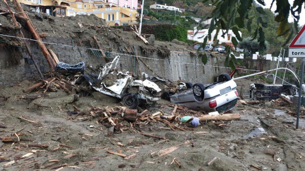 Frana Ischia, De Luca: “Territorio fragile, in alcune aree rischio …