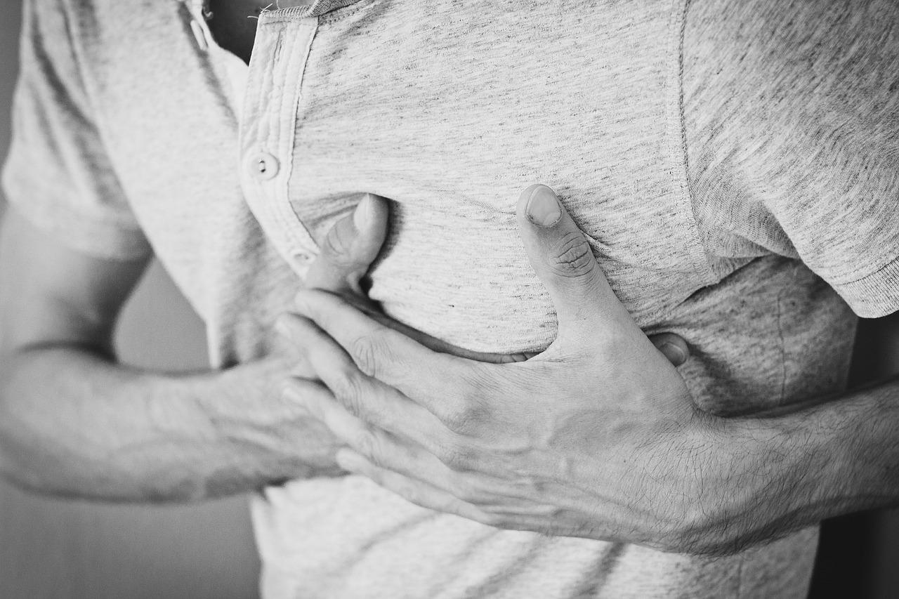 Quali sono le conseguenze di un arresto cardiaco? Cosa fare, sintomi e consigli