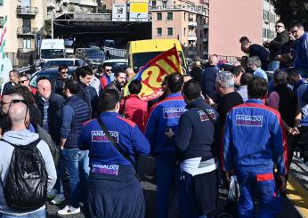 Genova, i lavoratori di Ansaldo Energia bloccano l’aeroporto. Toti:…