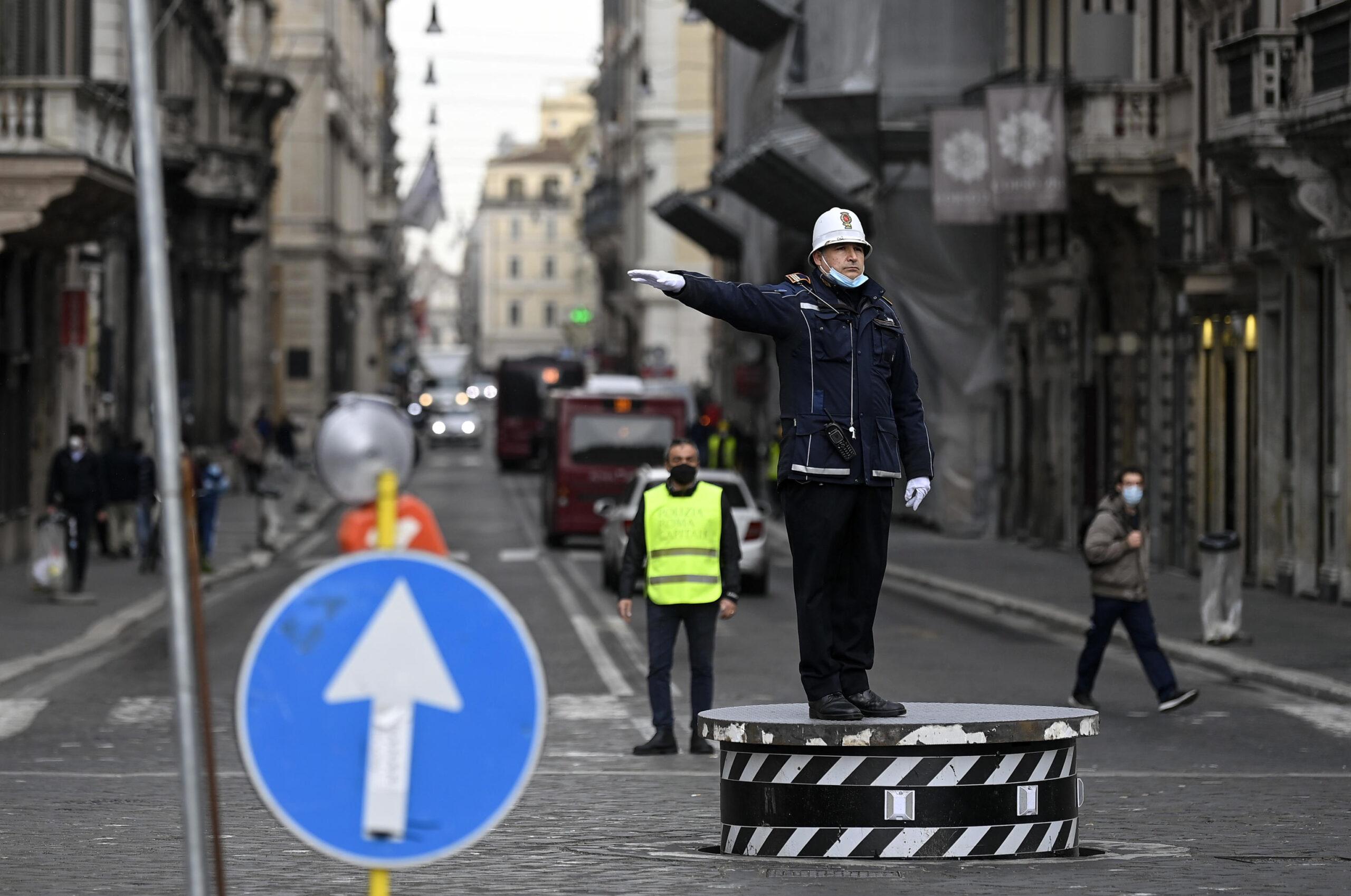 Un generale per i vigili di Roma: Gualtieri chiama l’Esercito per il Giubileo